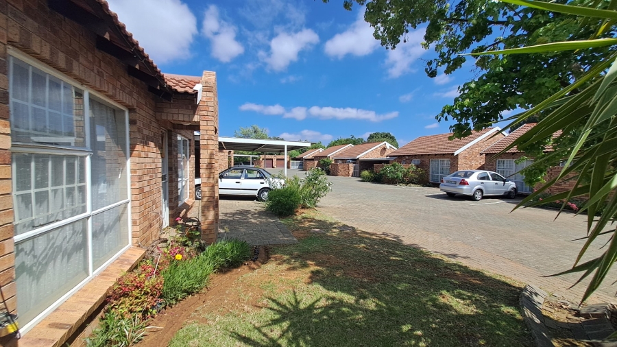 3 Bedroom Property for Sale in Universitas Free State